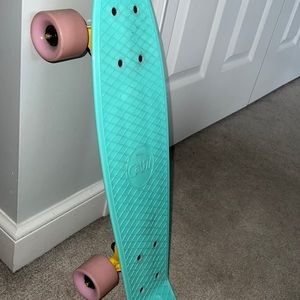 Cal7 Teal Pennyboard